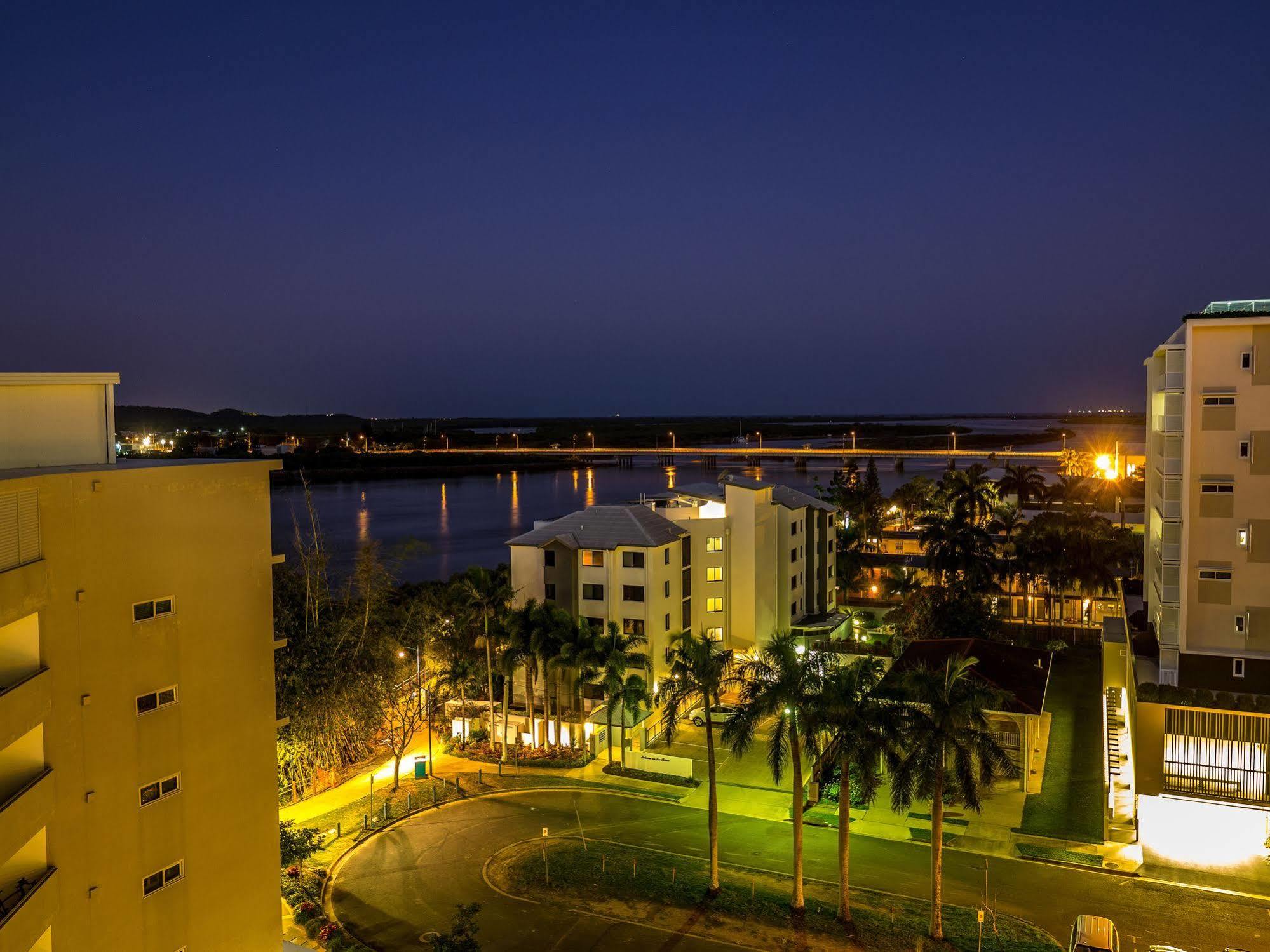 Lanai Riverside Apartments Mackay Bagian luar foto